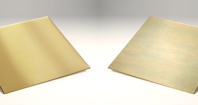 Plaque en aluminium anodisé versus plaque en aluminium verni, zoom sur les surfaces